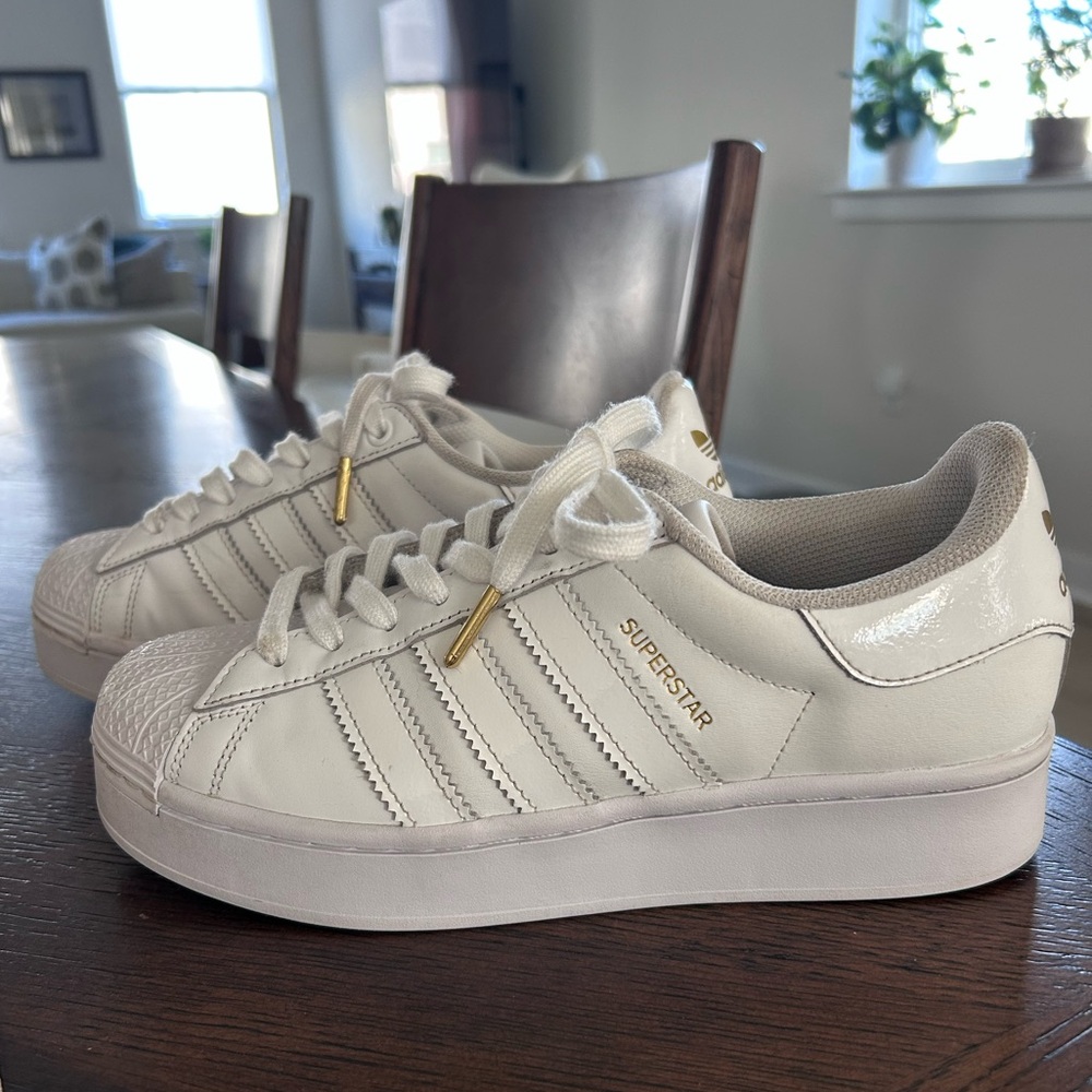 adidas Bold Platform Superstars White/White Patent/Gold Low-Top Sneaker